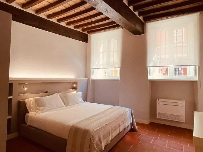 Affittacamere Palazzo Borgocolonne 4*